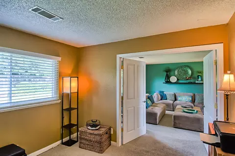 2430 Lake Redding Dr, Redding, CA 96003 photo 9