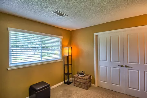 2430 Lake Redding Dr, Redding, CA 96003 photo 10