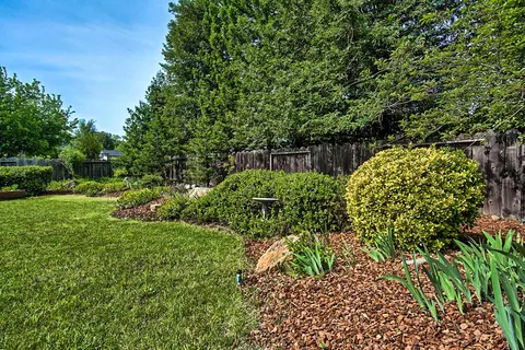 2430 Lake Redding Dr, Redding, CA 96003 photo 36