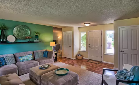 2430 Lake Redding Dr, Redding, CA 96003 photo 4