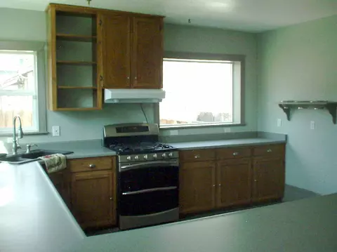 635 Lincoln St, Red Bluff, CA 96080 photo 3