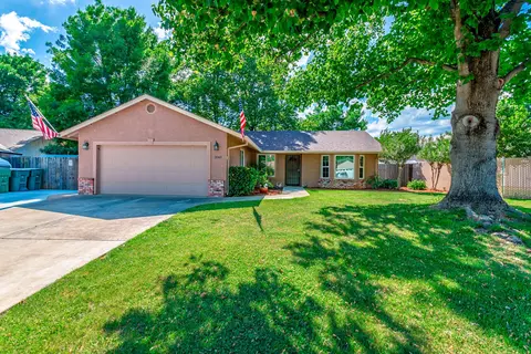 3565 Bridger Dr, Redding, CA 96002 photo 1