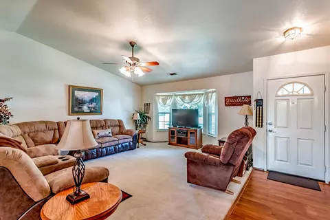3565 Bridger Dr, Redding, CA 96002 photo 9