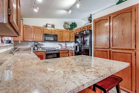 3565 Bridger Dr, Redding, CA 96002 photo 12