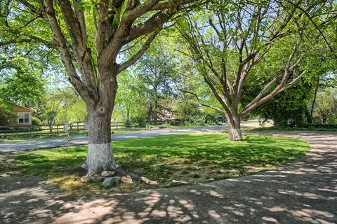 4971 Bonnyview Ave, Redding, CA 96001 photo 7