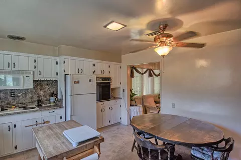 4971 Bonnyview Ave, Redding, CA 96001 photo 18