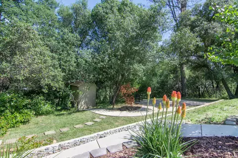 4583 Kayla Dr, Redding, CA 96002 photo 16