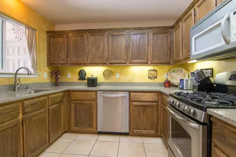 4583 Kayla Dr, Redding, CA 96002 photo 6