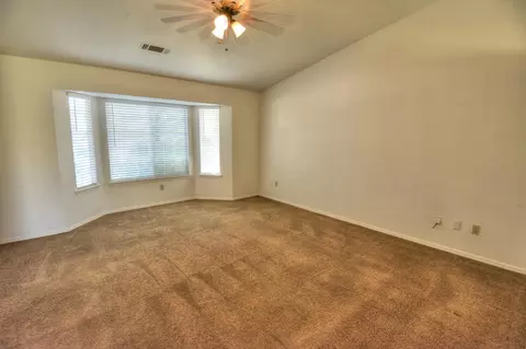 2848 Antigua Dr, Redding, CA 96003 photo 4