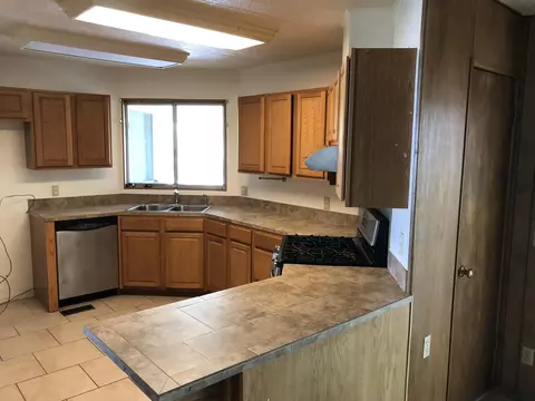 4467 Eagle Nest Rd, Redding, CA 96003 photo 2