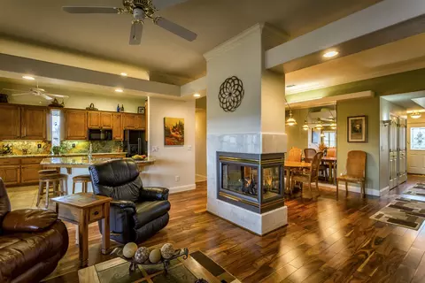 108 Franciscan Trl, Redding, CA 96003 photo 4