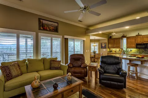 108 Franciscan Trl, Redding, CA 96003 photo 6