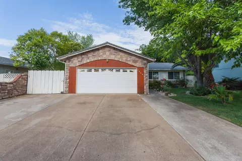 3868 Pegasus St, Redding, CA 96002 photo 4