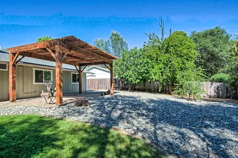 1935 Tiburon Dr, Redding, CA 96003 photo 35