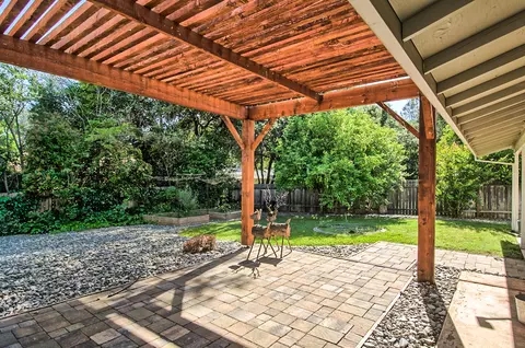 1935 Tiburon Dr, Redding, CA 96003 photo 37