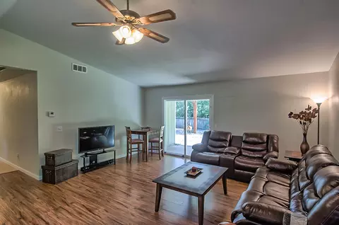 1935 Tiburon Dr, Redding, CA 96003 photo 11