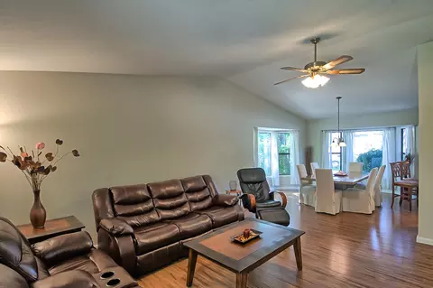 1935 Tiburon Dr, Redding, CA 96003 photo 8
