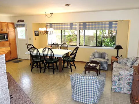 4205 Travona St, Redding, CA 96001 photo 9