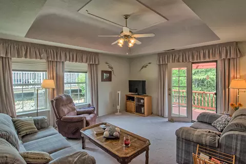 2668 Howard Dr, Redding, CA 96001 photo 6