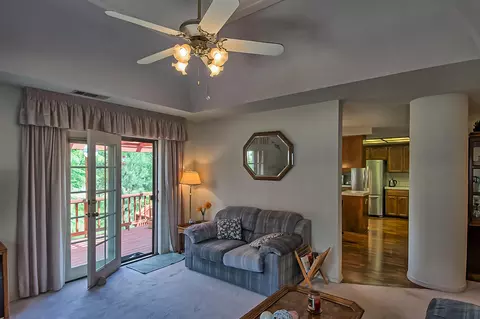 2668 Howard Dr, Redding, CA 96001 photo 8