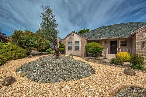 2668 Howard Dr, Redding, CA 96001 photo 3