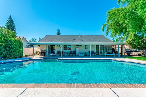 2482 Castlewood Dr, Redding, CA 96002 photo 18