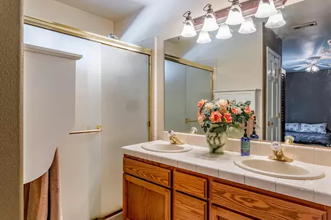 2482 Castlewood Dr, Redding, CA 96002 photo 13