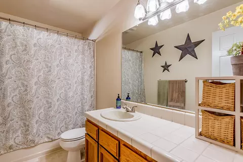 2482 Castlewood Dr, Redding, CA 96002 photo 16
