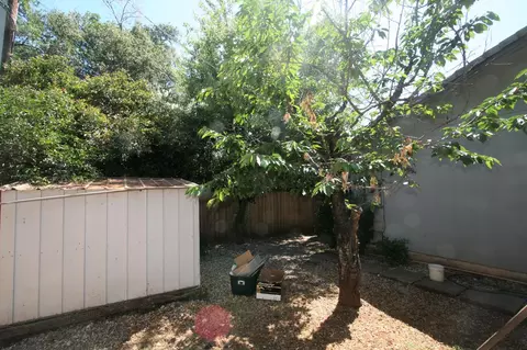 877 Camino Ct, Redding, CA 96002 photo 16