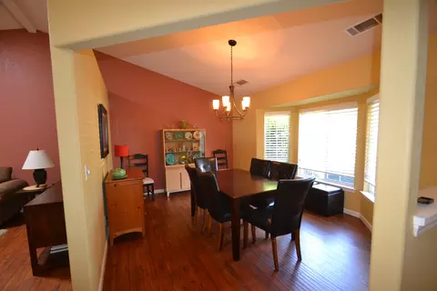 6644 Hemlock, Redding, CA 96001 photo 8
