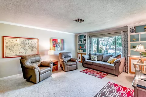 3465 Glenwood Dr, Redding, CA 96003 photo 4