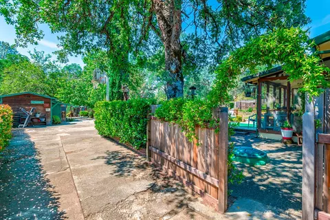 3465 Glenwood Dr, Redding, CA 96003 photo 37