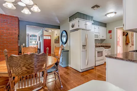 3465 Glenwood Dr, Redding, CA 96003 photo 9