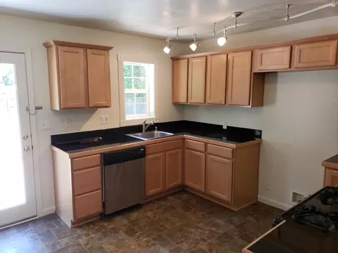 4655 Cedars Rd, Redding, CA 96001 photo 7