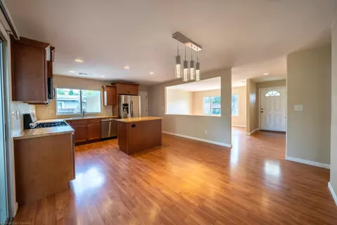 4520 Enchanted Way, Redding, CA 96001 photo 7