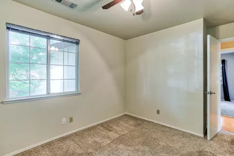 3374 Auburn Dr, Redding, CA 96001 photo 20