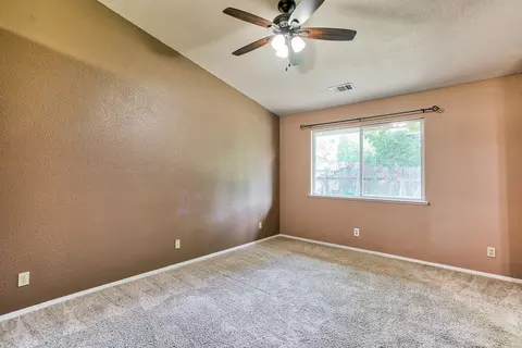 3374 Auburn Dr, Redding, CA 96001 photo 22