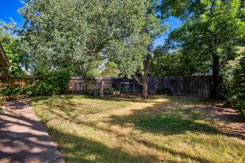 3374 Auburn Dr, Redding, CA 96001 photo 29