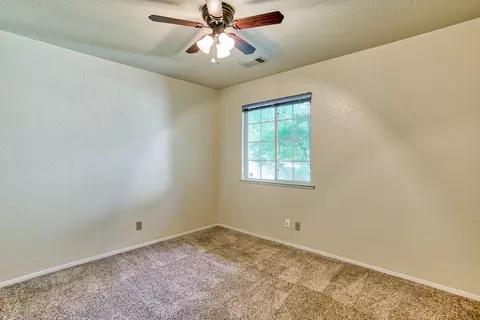3374 Auburn Dr, Redding, CA 96001 photo 21