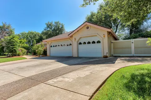 4110 Brittany Dr, Redding, CA 96002 photo 27