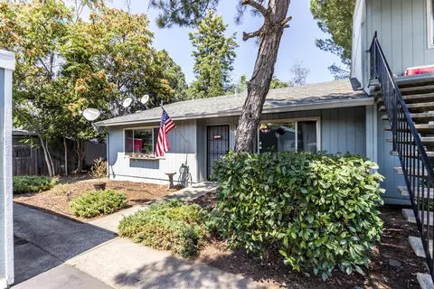 2965 East Way, Redding, CA 96002 photo 9