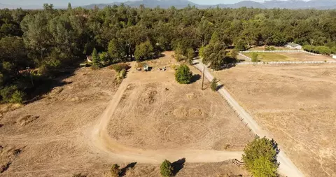 20401 Sudan Ln, Redding, CA 96003 photo 13