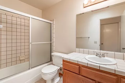 1802 Winterwood Ct, Redding, CA 96002 photo 11