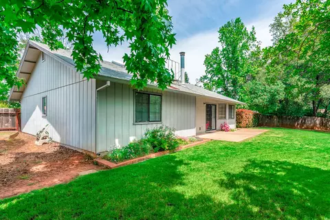 1802 Winterwood Ct, Redding, CA 96002 photo 16