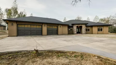 8000 Muletown Rd, Redding, CA 96001 photo 1