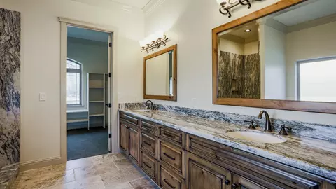 8000 Muletown Rd, Redding, CA 96001 photo 14