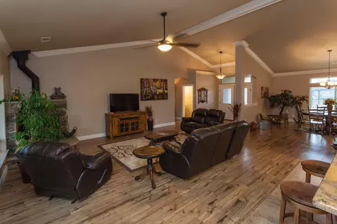 13525 Manzanillo Way, Redding, CA 96003 photo 8