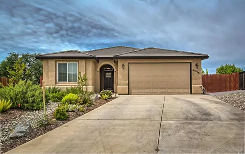 4076 Palm Springs Dr, Redding, CA 96002 photo 1