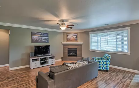 4076 Palm Springs Dr, Redding, CA 96002 photo 6