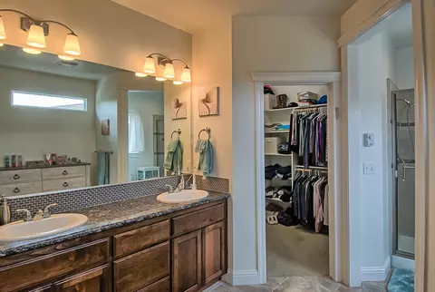4076 Palm Springs Dr, Redding, CA 96002 photo 18